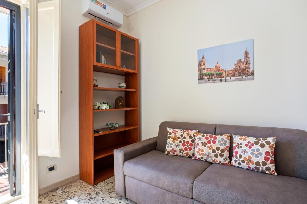 Tra Il Centro E Il Mare Apartment Con Terrazzo Ачи Кастело Екстериор снимка