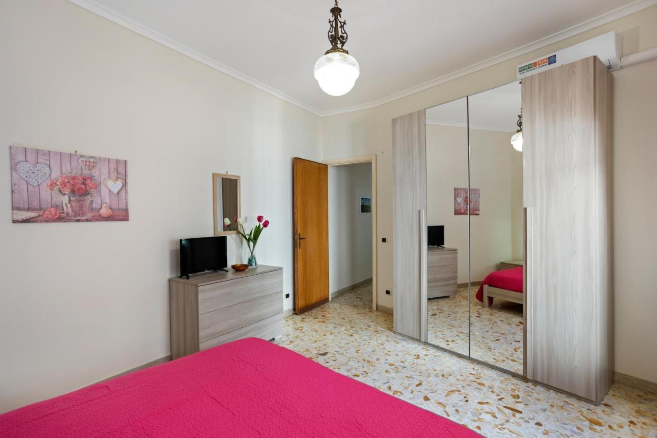 Tra Il Centro E Il Mare Apartment Con Terrazzo Ачи Кастело Екстериор снимка
